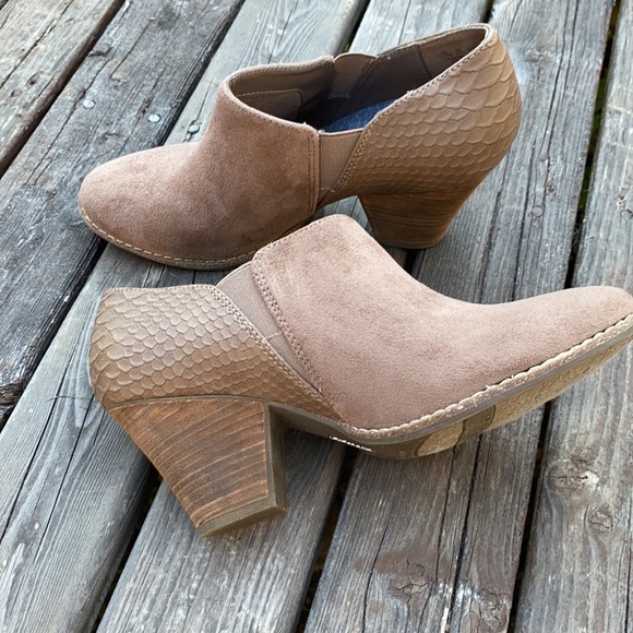 Dr. Scholl’s Women’s Ankle Boots - Picture 4 of 8